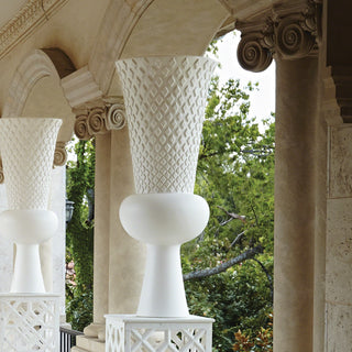 GRANDE URN-DIAMOND-MATTE WHITE-Oversize