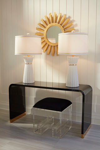 Gold Faithful Lamp – Ceramic Hourglass Table Lamp with White Glaze, Hand-Painted Greek Key Motif & Off-White Silk Shade