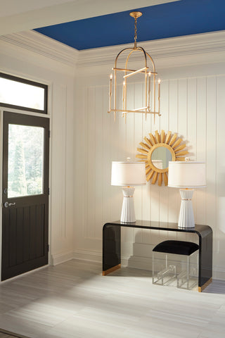 Gold Faithful Lamp – Ceramic Hourglass Table Lamp with White Glaze, Hand-Painted Greek Key Motif & Off-White Silk Shade